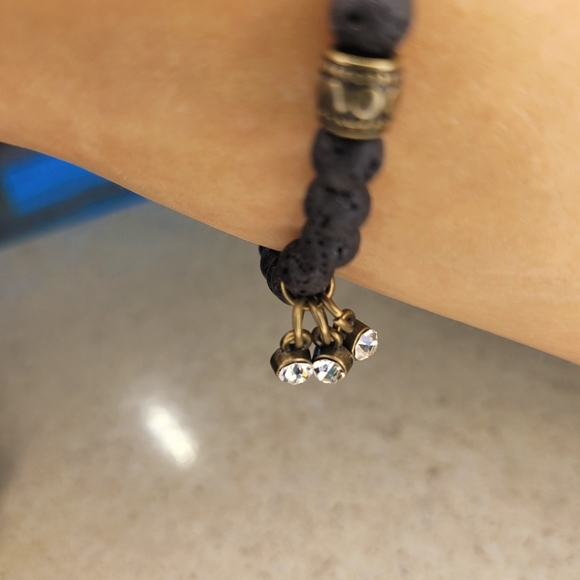 🤍3/$30 Authentic Lava Bead Rhinestone Bracelet - Picture 4 of 7